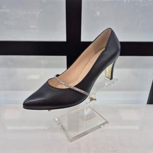 [엘칸토]엘칸토 HC11 양가죽 여성화 N7D1U31P3 (31437091)