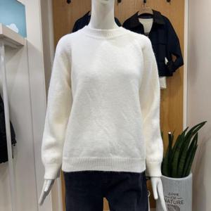 클리지 DP01 라운드 넥 래글런 윈터 니트 CP8WKT18