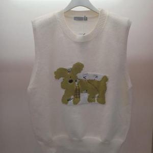 Latium HC06 부드럽고 신축성 좋은 올리 자수 깔끔한 라운드 니트조끼 베스트 T2533vt06I