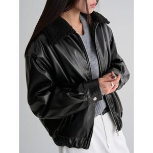 (355Y3ZLY15) [에잇세컨즈] 시어링 칼라 레더 블루종  블랙