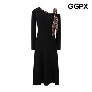 [지지피엑스]레오파드 원 포인트 숄더 끈 니트 원피스 GPBOP013F