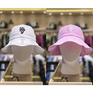 [파리게이츠]521F1CP007-여성 챙 로고자수 디테일 변형햇-(26년S S)