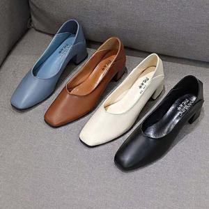 단아한 여성 펌프스 슈즈 정장 오피스룩 미들힐 구두