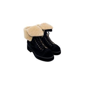 [엘러브] 샤넬 22B 레이스업 스웨이드 부츠 38 블랙 6ET0229