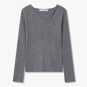 보브  (7155350003) 슬릿 넥 디테일 슬림 니트 풀오버