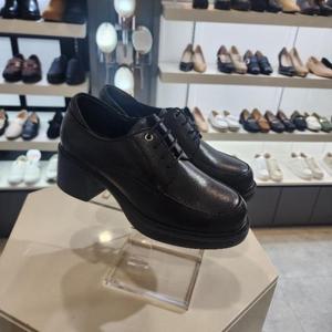 [엘칸토]엘칸토 HC10 여성청키옥스포드로퍼검정 LCWD44U61319 (4