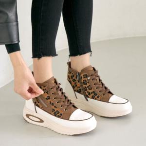 에스유니 소가죽 레오파드 호피 무늬 키높이 여성 하이탑 운동화