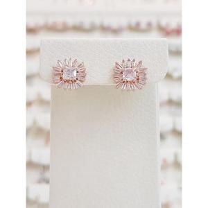 볼라레 세이브존01 에메랄드 커팅 큐빅 귀걸이 spe1040