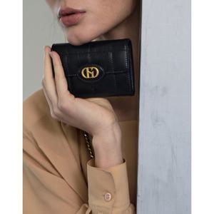 [헤지스]HIWA5F759BK_여성 블랙 퀄팅 소가죽 3단 반지갑