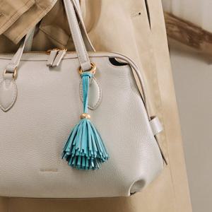 [빈폴ACC] (BE51A4M22Q) 솔방울 포인트 참장식 - 스카이 블루