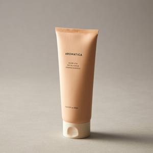 아로마티카 글로우 비타 페이셜 스크럽 오렌지&네롤리150ml