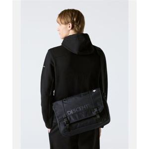 데상트 워딩 메신저백 블랙 SR123UBG14 SR123UBG14_BLK0 280348