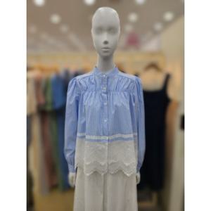 [플라스틱아일랜드]레이스 레이어드 블라우스 PR7XB001_DJ