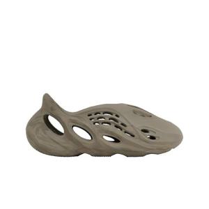 아디다스 이지 폼 러너 스톤 세이지 GX4472