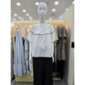 [플라스틱아일랜드]엔틱디자인 퍼퓸소매 블라우스 PR7XB0B3_DJ