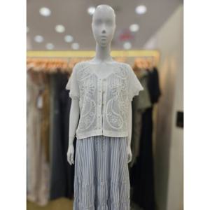 [플라스틱아일랜드]플라워패턴 아일렛 가디건 PR7XB0G4_DJ