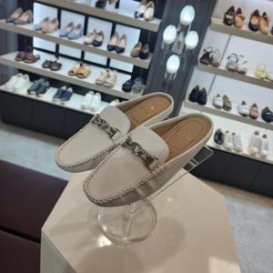 [엘칸토]엘칸토 HC10 여성체인장식블로퍼1cm흰색 LCWO28U51310 (