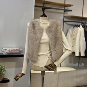 [반에이크]VB5ZFUM303Z_플로우 인조 퍼 베스트