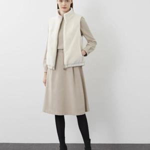 올리비아로렌 H 배색패치 퍼베스트 VOBJF3W9361