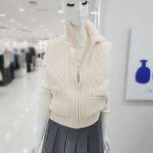 [비지트인뉴욕]니트하이넥 패턴포인트 패딩조끼 VBAPA70_US