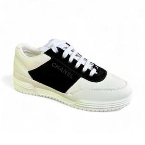 샤넬 24 레더 스웨이드 레터링 투톤 남녀공용 스니커즈 블랙 화이트 G45470