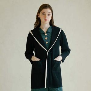 [요이츠] 라인 배색 후드 롱 플리츠 코트 블랙_YJ09WNPCT01