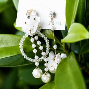 [폭스타일] [핸드메이드] [은침] 에밀리아 플라워 귀걸이