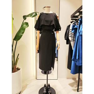 [모조에스핀] 어깨 트임 벨티드 원피스 (J252XSE005)