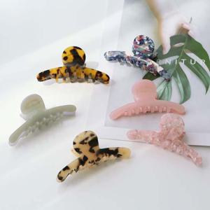 머리앤핀 루나 바나나 집게핀 머리핀 KN-03023