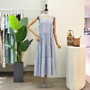 [포커스]  FM3G7OP05999_스트라이프 캉캉 민소매 롱원피스