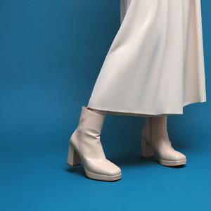 로커스트 소가죽 스퀘어토 가보시 앵클부츠 LS5005 8cm 베이지