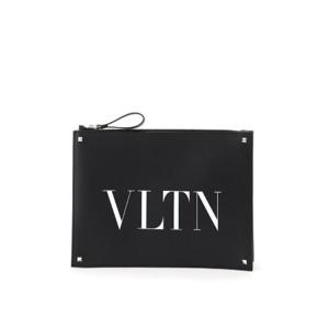 Valentino Garavani 락스터드 VLTN 클러치백 VY2B0692WJW 0NI TP942935889