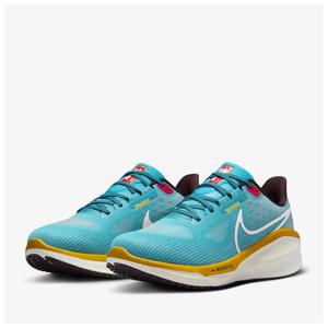 나이키 FN4268-300 VOMERO 17 PRM