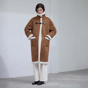 플라스틱아일랜드  (PR4MC081) 리버시블 롱 무스탕 코트