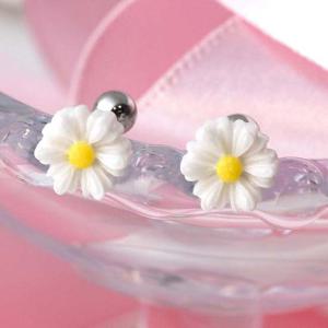 데이지 꽃 여자 써지컬 스틸 피어싱