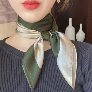 명품 사각 스카프 쁘띠 70x70 그린 배색 간절기 목 여