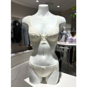 [바바라]여성 레이스 부직포 브라 햄라인 팬티 세트IV(ABR4438 ABP4438H)