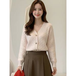 [귈림](귈림) 꽈배기 브이넥 크롭 니트 가디건(G5WCD025P)