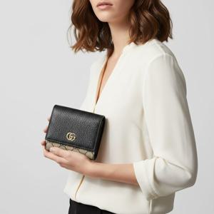 구찌 여성 GG수프림 반지갑 (598587 17WAG 1283) 24FW