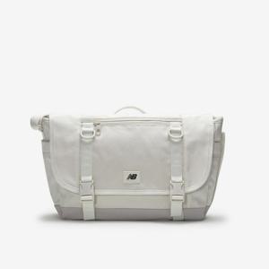 뉴발란스크로스백 EQS NBGCFSS202-64 어센틱메신저백