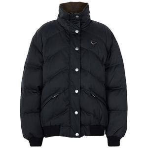 프라다 25FW 블랙 삼각로고 리나일론 구스 다운 자켓 292295 17IB F0002