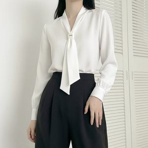 [올리비에스클로젯] 심플 타이 홀더링 블라우스_O2601BL008A