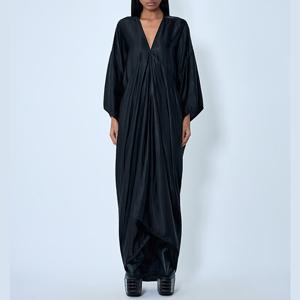 26 SS 릭오웬스 딥 브이넥 플루이드 실크 드레이프 맥시 드레스 블랙 RP01F6507 N 09