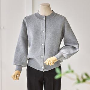 [커스텀에이블] 벌룬 소매 진주 단추 가디건_T2601CD021A