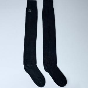 26 SS 몽클레어 X 릭오웬스 로고 패치 리브드 니트 니하이 삭스 블랙 MU01F3G30 0U565 999