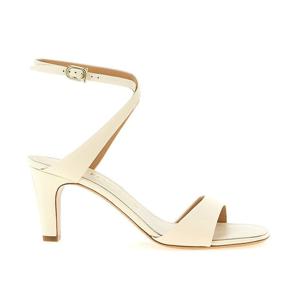 26 SS 페라가모 테레시 레더 힐 샌들 790470