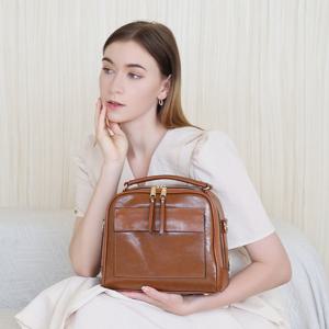 [선물증정] 힐링그래스 가죽 미디 사첼백 크로스 토트백 HGSG2213