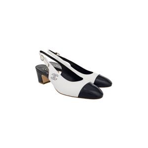 [엘러브] 새상품 샤넬 24P 슬링백 35.5 화이트/다크네이비 6ET0296