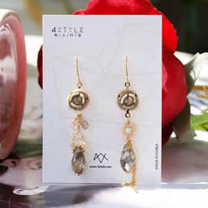 [폭스타일] [핸드메이드] 보르디 플라워 언발 귀걸이