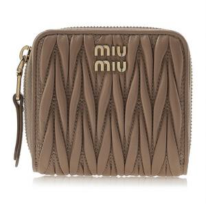 [미우미우] 여성 마테라쎄 집어라운드 반지갑 5ML522 2FPP F0036